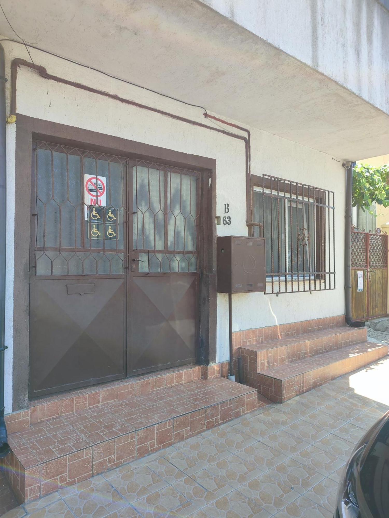 Hostel Emy Camere Cu Baie Proprie Aproape De Plaja 3 Papuci Констанца Екстериор снимка